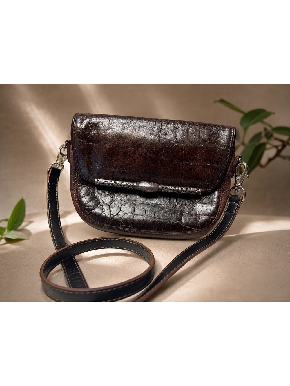 Vintage Brown Croc Embossed Leather Crossbody Bag Small Shoulder Purse